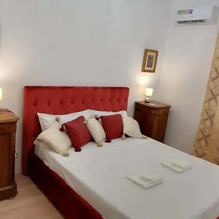 Vatican's Apartamento
